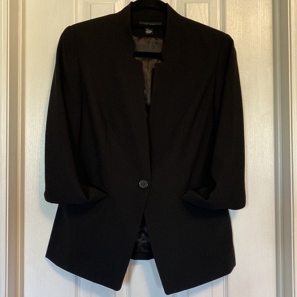 BOGO FREE Black Blazer - Picture 4 of 6